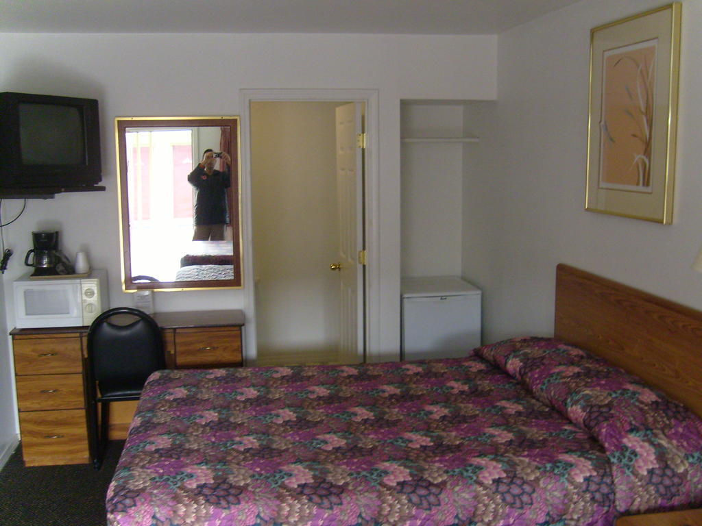 Cascade City Center Motel Lebanon Kamer foto